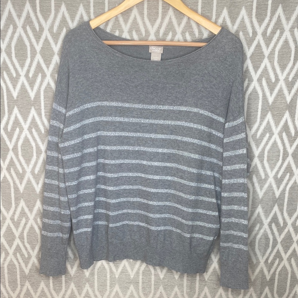 Chico’s Zenergy Gray Crew Neck Sweater with Striped Metallic Design Size: Medium